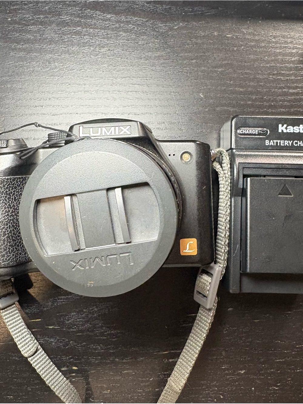 Panasonic LUMIX digital camera DMC-FZ5